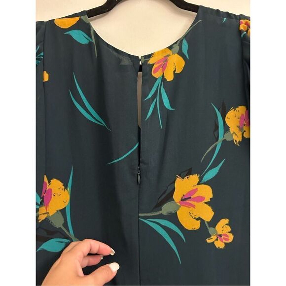 NWT ASTR the Label dark green floral dress asymmetrical size M - Picture 6 of 12